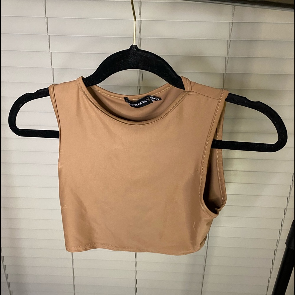Brown cropped tank